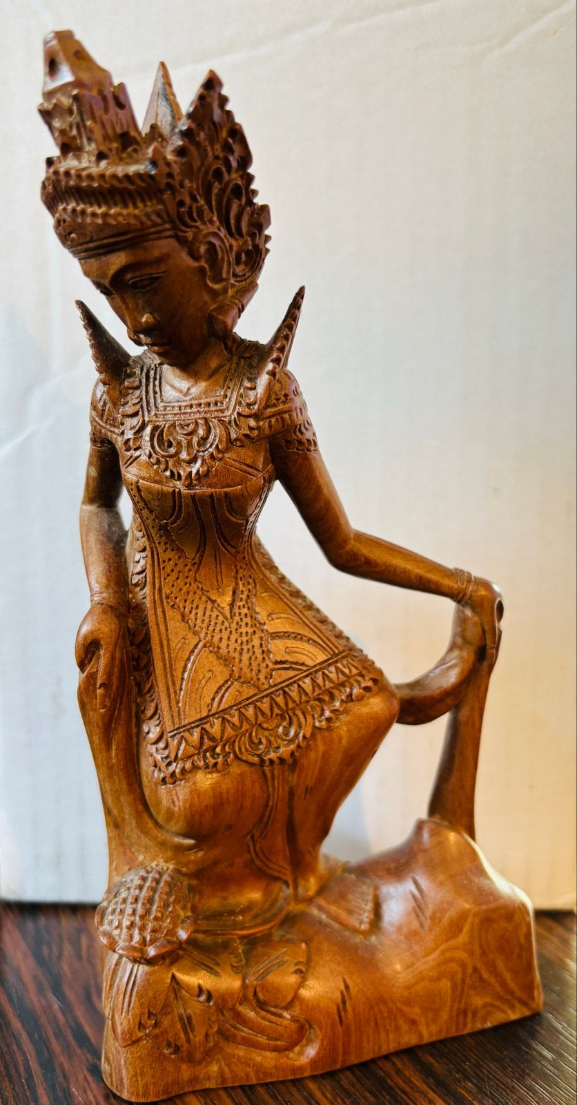Origineel Indonesisch Houtsnijwerk - Voor 1950, Houtsnijwerk, Minder dan 20 cm, Ophalen of Verzenden, Handgemaakt