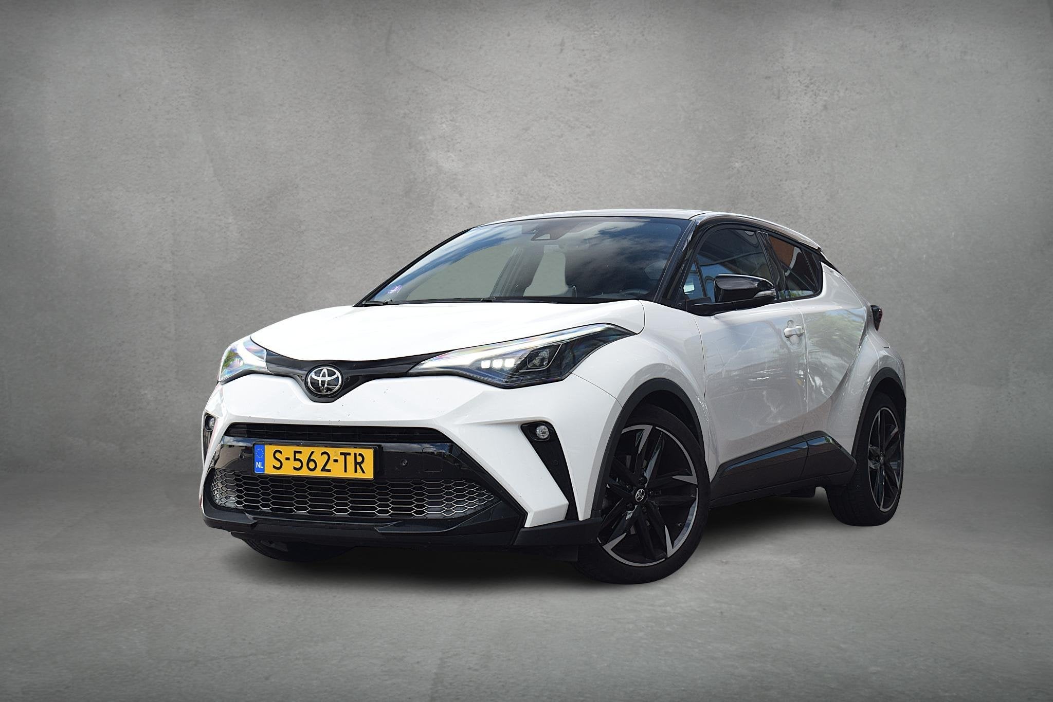 Toyota C-HR 1.8 Hybrid Business GR-Sport | GR | Apple CarPla, Auto's, Toyota, Stof, Euro 6, 4 cilinders, Origineel Nederlands