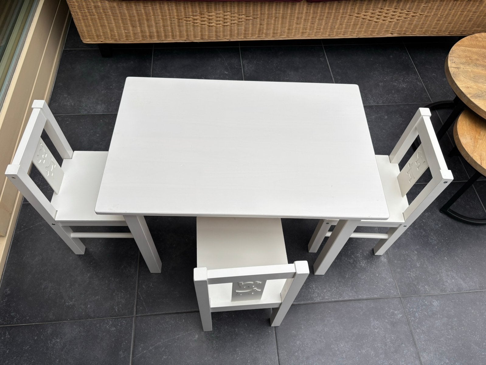 Kinder tafel en stoelen . Ikea Kritter, Kinderen en Baby's, Kinderkamer | Tafels en Stoelen, Ophalen, Gebruikt, Stoel(en)