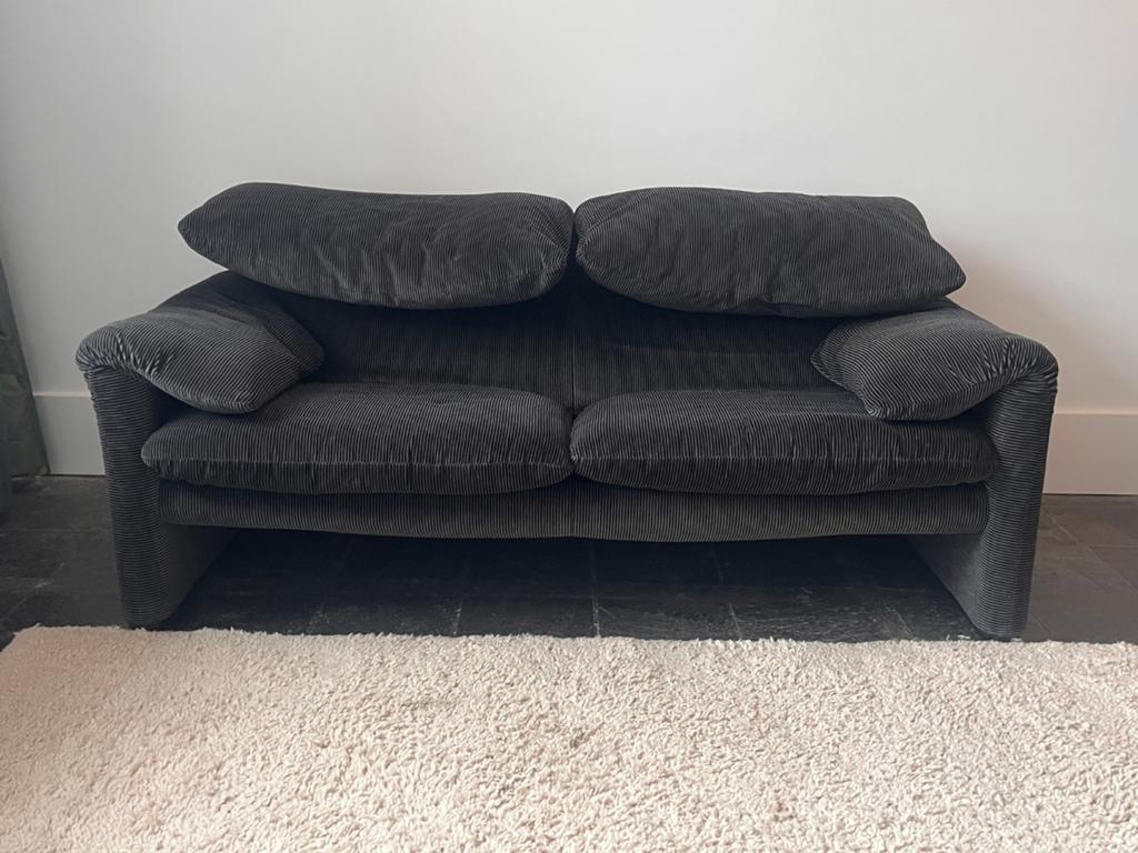 Cassina Maralunga 2-zits bank - Grijs gestreept, Huis en Inrichting, Ophalen, Gebruikt, 150 tot 200 cm, Tweepersoons
