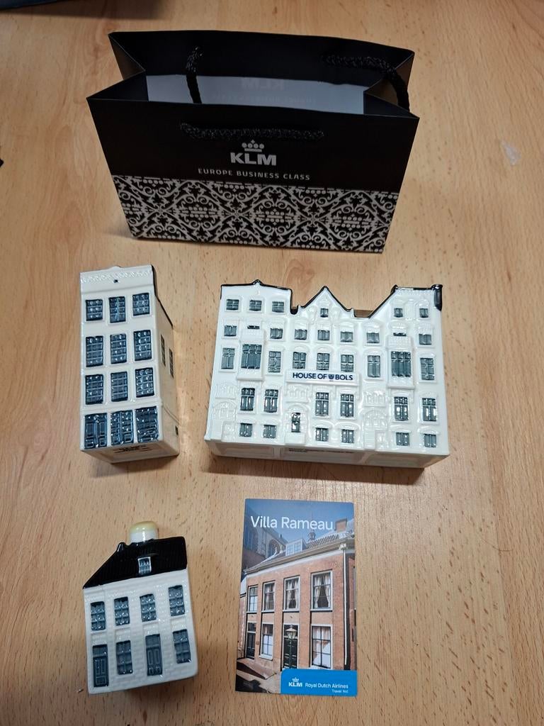 KLM huisjes  met house of BOLS, Ophalen of Verzenden, Nieuw, 41 t/m 60, Gevuld