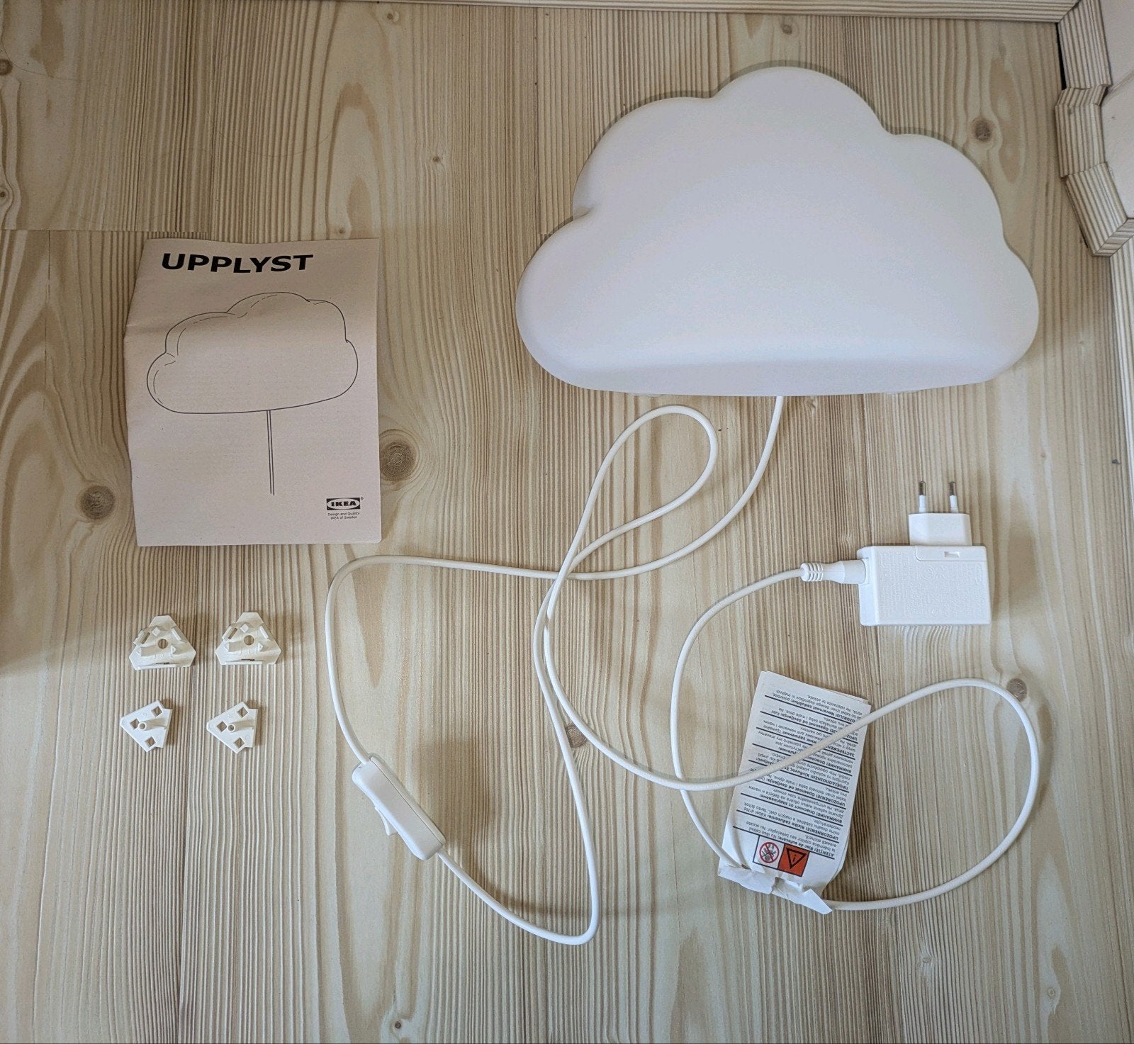 IKEA UPPLLYST Wolk Lamp - Ideaal voor Kinder- of Babykamer, Ophalen of Verzenden, Zo goed als nieuw, Lamp