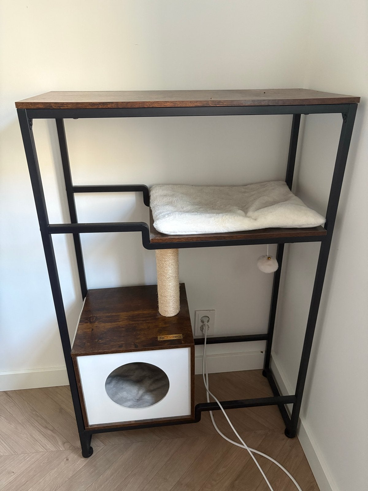Katten kast, Dieren en Toebehoren, Katten-accessoires, Ophalen, Zo goed als nieuw