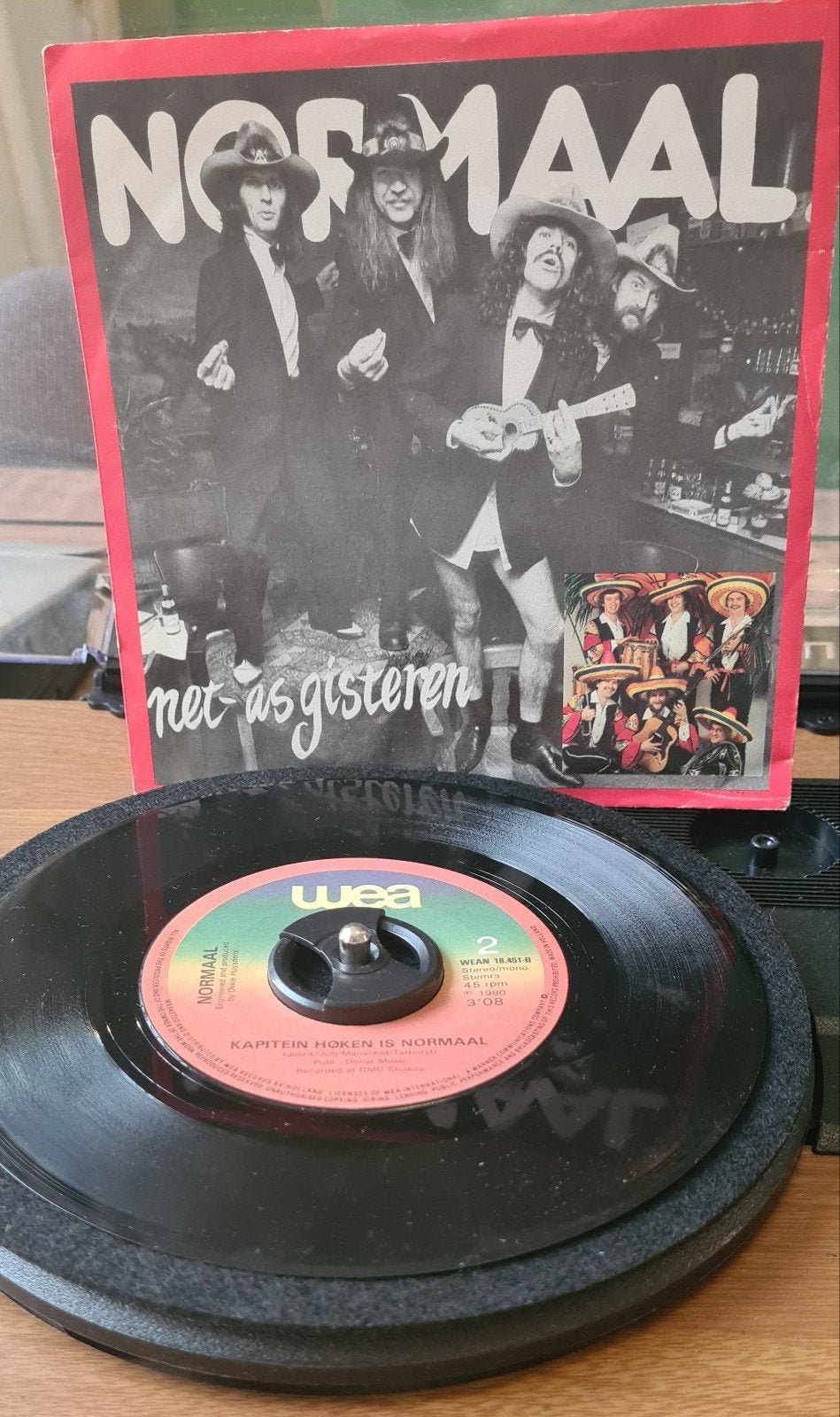 Normaal -  Kapitein Hoken Is Normaal, Gebruikt, 7 inch, Ophalen of Verzenden, EP