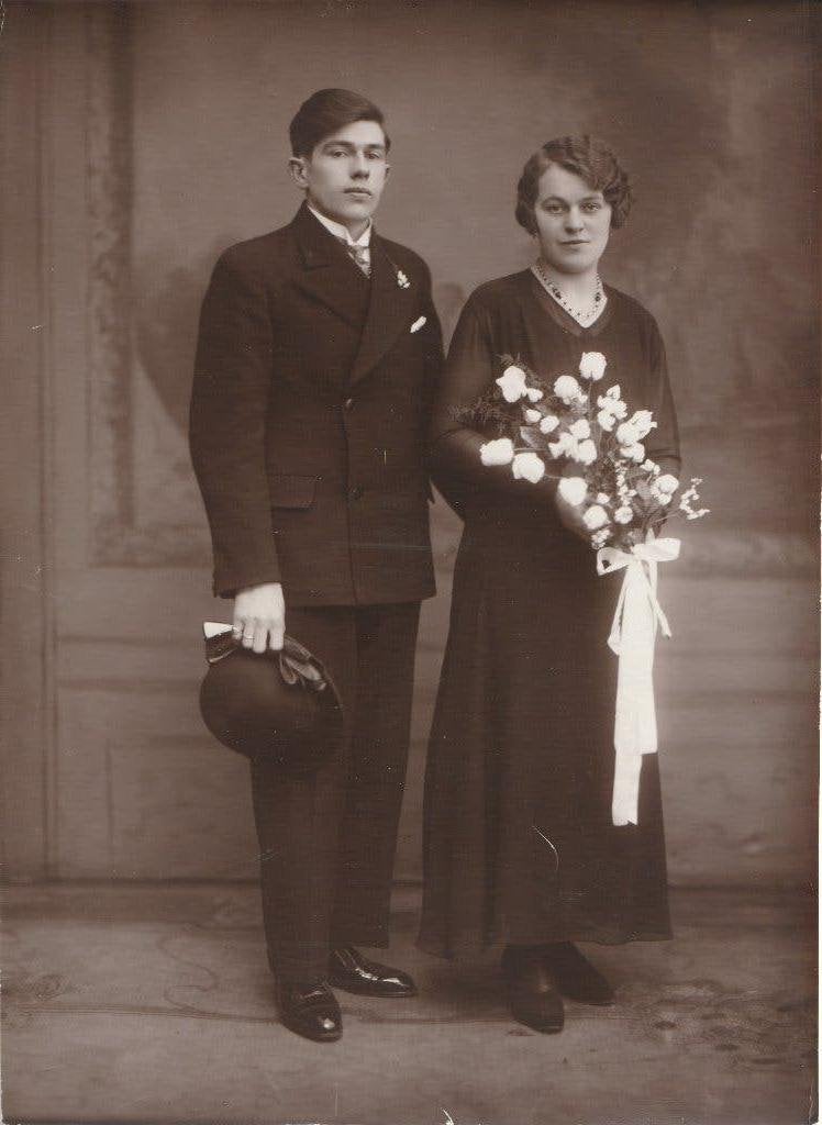 trouw  foto  -   17 op 23  cm, Verzamelen, Foto's en Prenten, Ophalen of Verzenden, Voor 1940, Zo goed als nieuw, Overige onderwerpen