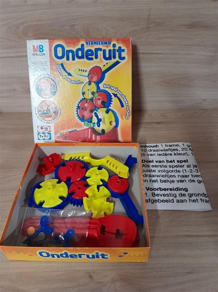 Onderuit - s3690