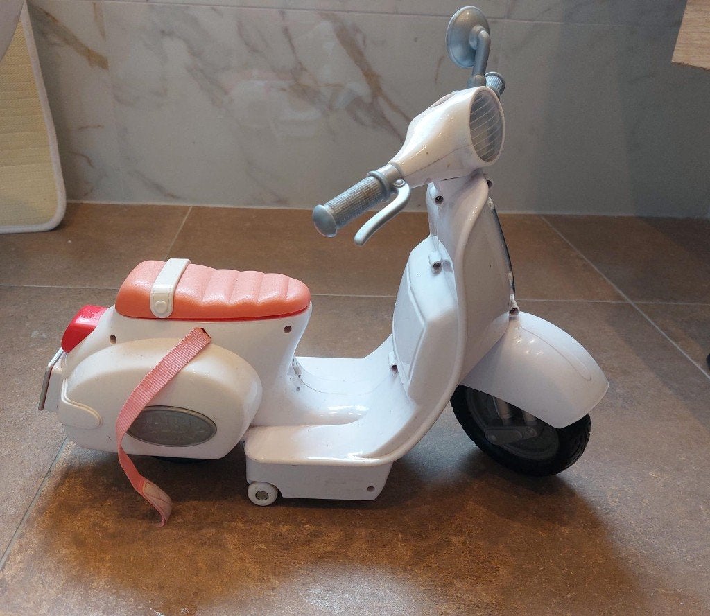 Baby born scooter, Ophalen of Verzenden, Zo goed als nieuw, Babypop