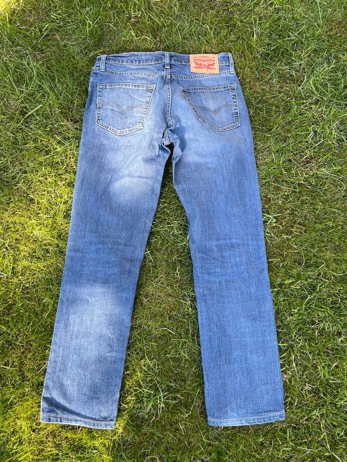 Mooie Levi's 511 jeans W31 L32, Kleding | Dames, Spijkerbroeken en Jeans, Ophalen of Verzenden, Zo goed als nieuw, Blauw, W30 - W32 (confectie 38/40)