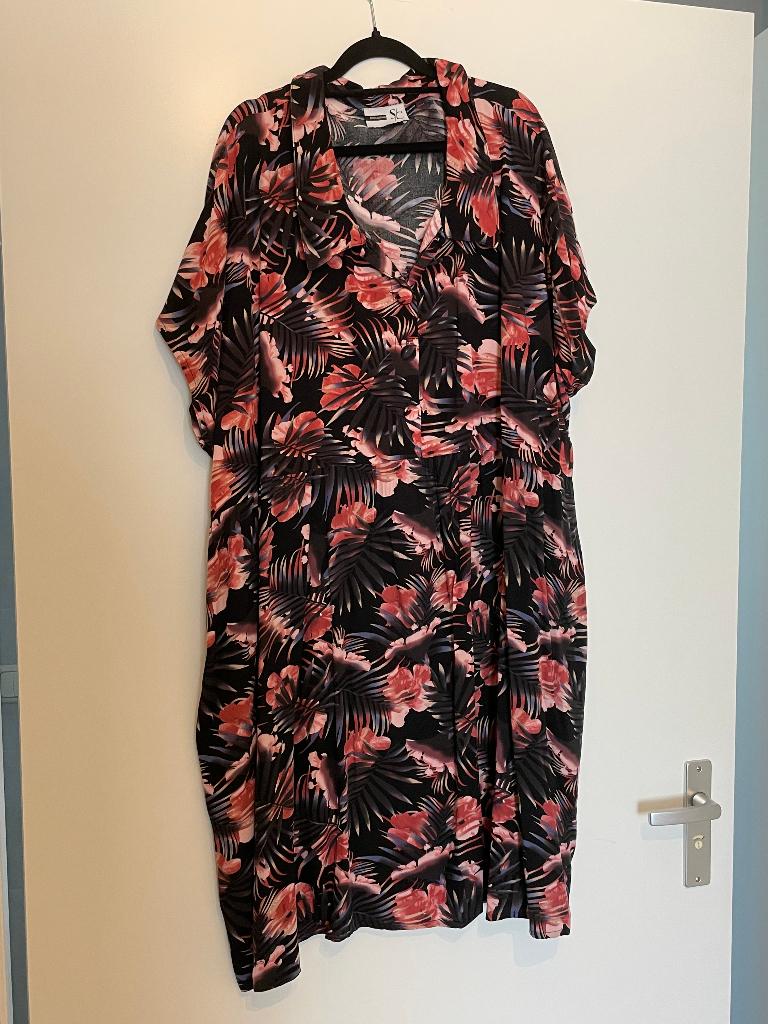 Dames jurk zwart rood maat 54/56 100% viscose, Jurk, Ophalen of Verzenden, Zo goed als nieuw, Studio clothing