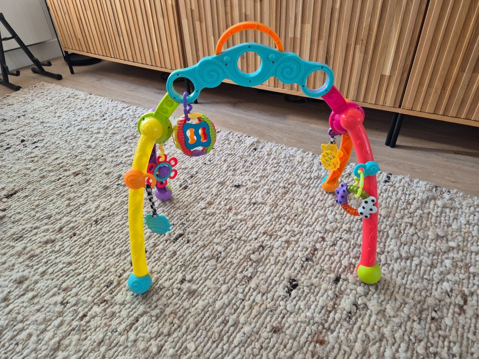 Playgro inklapbare babygym met speeltjes - zo goed als nieuw, Ophalen, Zo goed als nieuw, Babygym