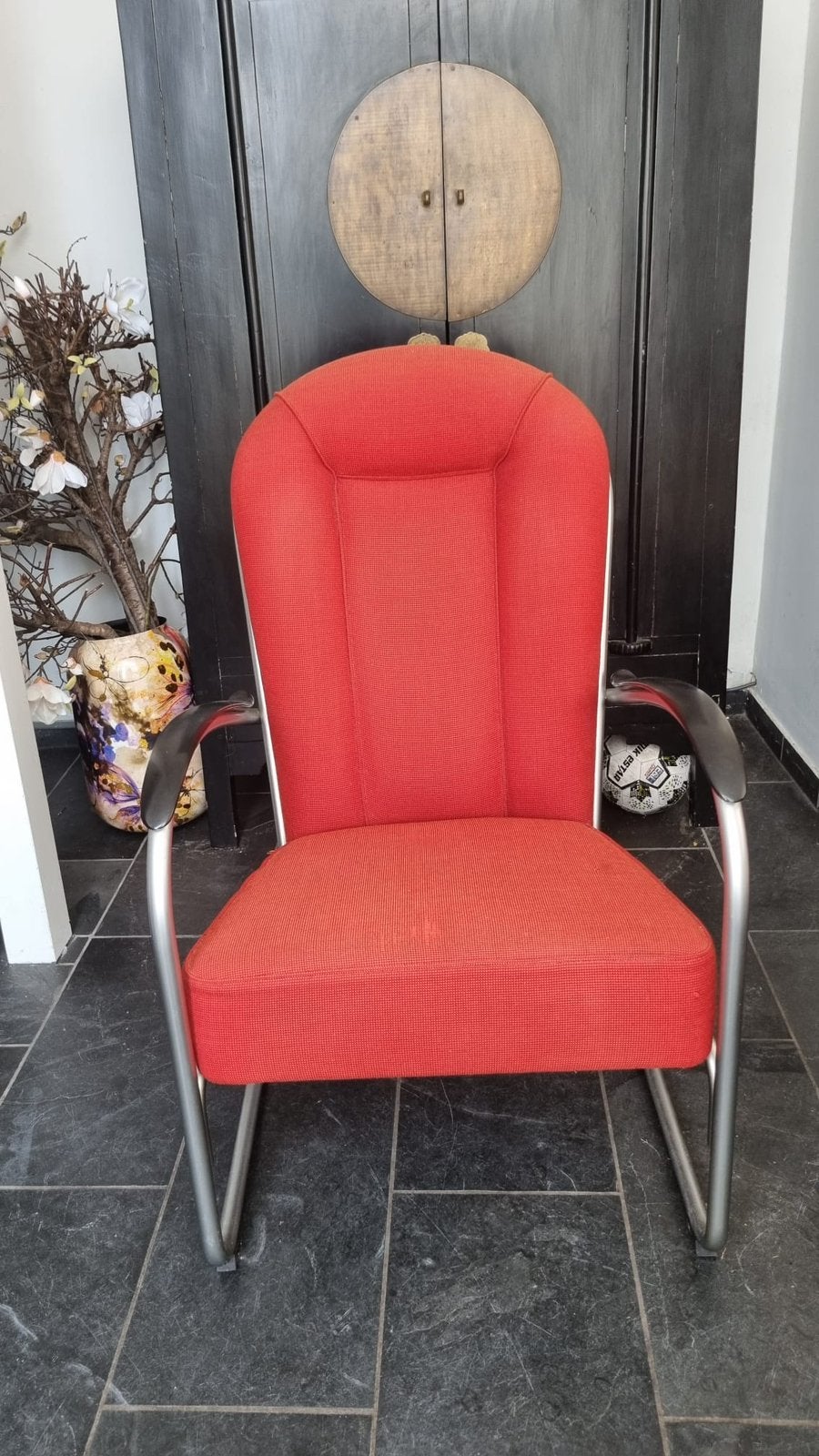 Originele Gispen AA Fauteuil in Rood stof Kvadrat, Ophalen, Design, 75 tot 100 cm, Zo goed als nieuw