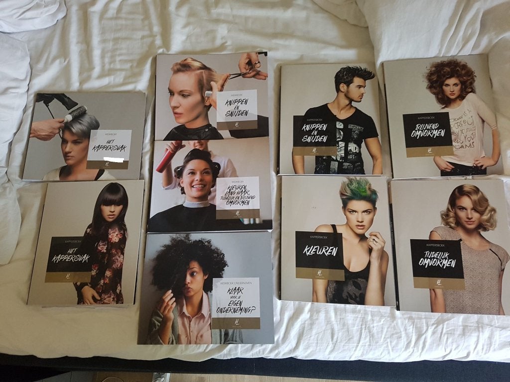 hairlevel boeken voor kappers opleiding, Ophalen of Verzenden, Beta, Zo goed als nieuw, MBO