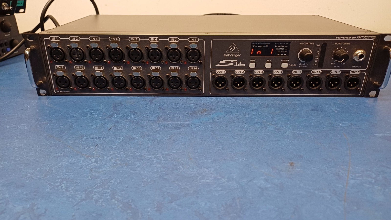 Behringer S16 Digitale Stagebox / I/O Box, Ophalen of Verzenden, Gebruikt, 10 tot 20 kanalen, Microfooningang