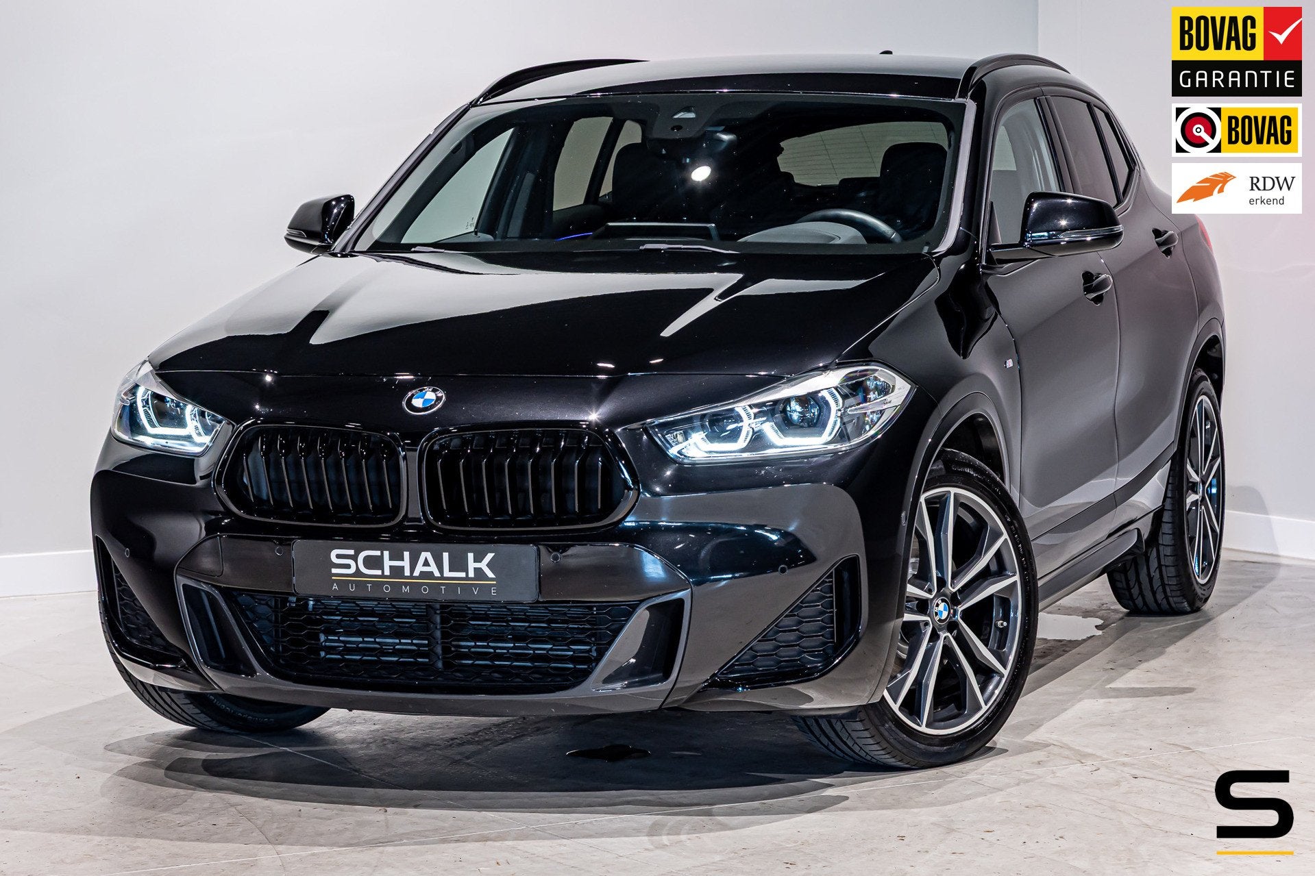 BMW X2 SDrive20i High Executive|M-sport|StoelV|DealerOnderho, 1998 cc, X2, 1800 kg, 4 cilinders