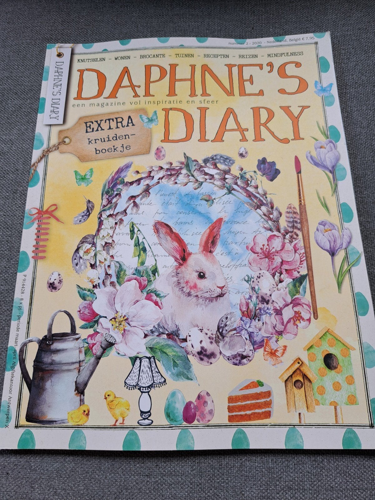T: Daphne's Diary Magazine - Nummer 2 - 2020, Ophalen of Verzenden, Zo goed als nieuw, Overige typen