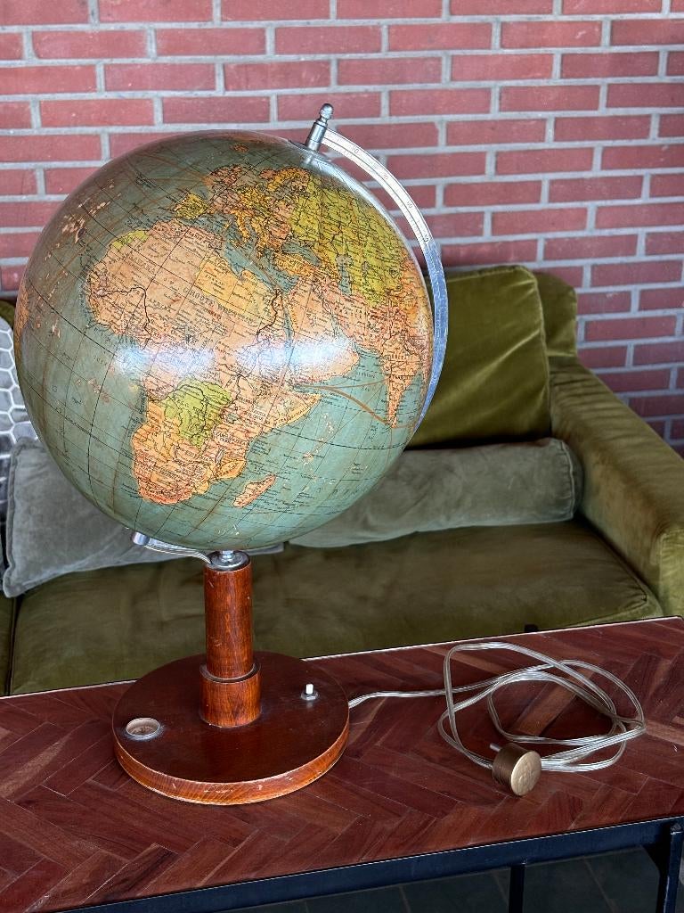 Antiek verlichte wereldbol mahonie globe is metaal, Ophalen, Verlicht, Zo goed als nieuw