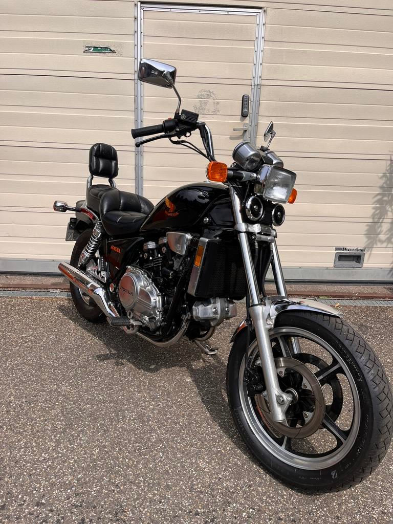 Honda Magna VF 750 C V45 1991