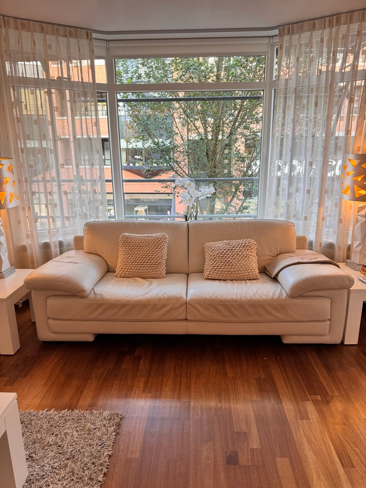 Natuzzi Leren bank en 2 fauteuils - Crème wit, Huis en Inrichting, Fauteuils, Zo goed als nieuw, Leer, 125 cm of meer, 75 tot 100 cm