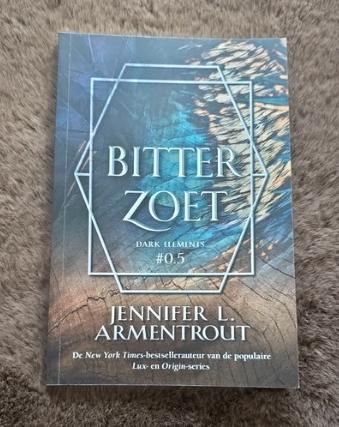 Jennifer l armentrout - bitterzoet out off print, Ophalen of Verzenden, Zo goed als nieuw