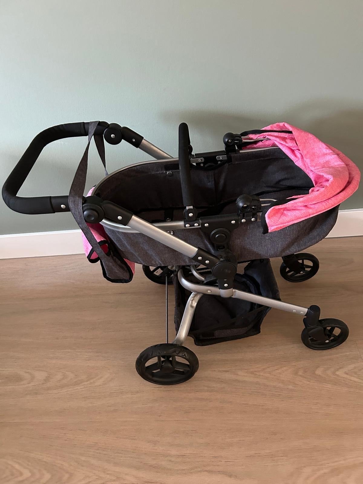 Bandits and Angels: poppenwagen, Ophalen, Zo goed als nieuw, Babypop