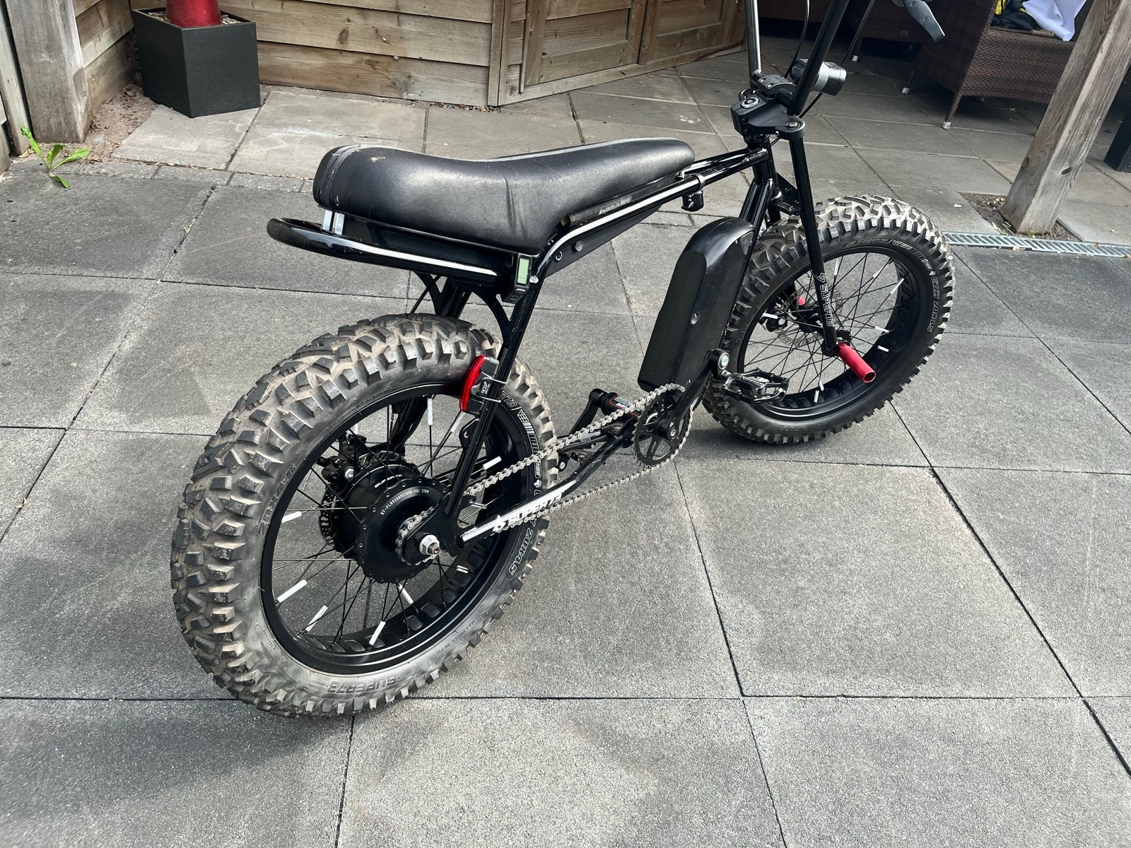 Super73 ZG Custom black  2 accu’s | BMX-stuur | noppenbanden, Gebruikt, Minder dan 47 cm, 50 km per accu of meer, Ophalen