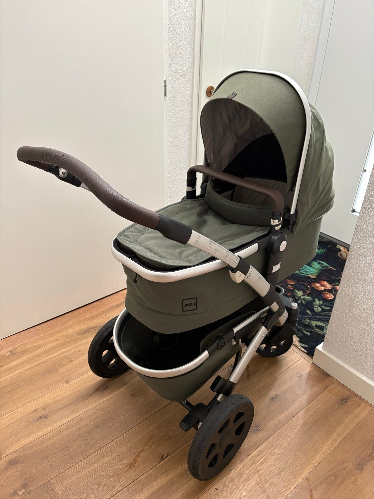 Joolz Geo2 Marvellous Green - Compleet en in goede staat, Zo goed als nieuw, Combiwagen, Verstelbare duwstang, Ophalen