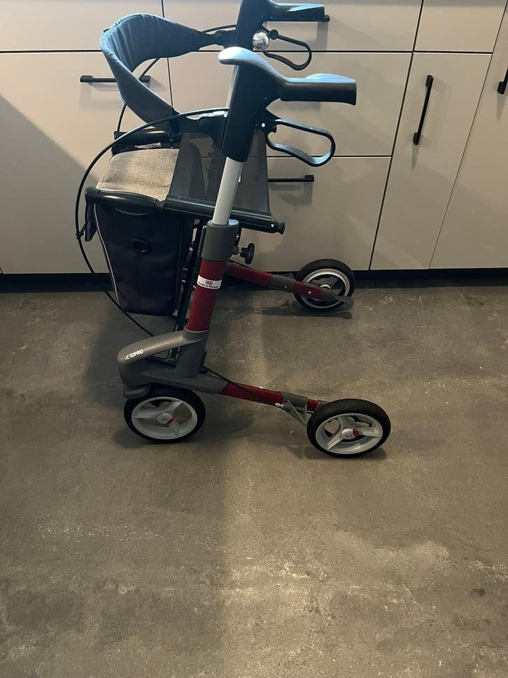 Zeer Nette Topro Troja lichtgewicht 5G Rollator (M), Ophalen, Lichtgewicht, Zo goed als nieuw