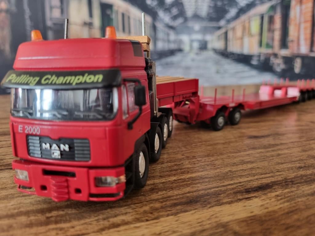 MAN E 2000 Vrachtwagen met Oplegger Model, Overige merken, Gebruikt, 1:50 of kleiner, Ophalen of Verzenden
