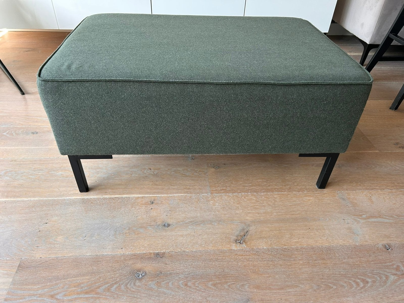Mooi poef groen, Ophalen, Zo goed als nieuw, Rond, Minder dan 50 cm
