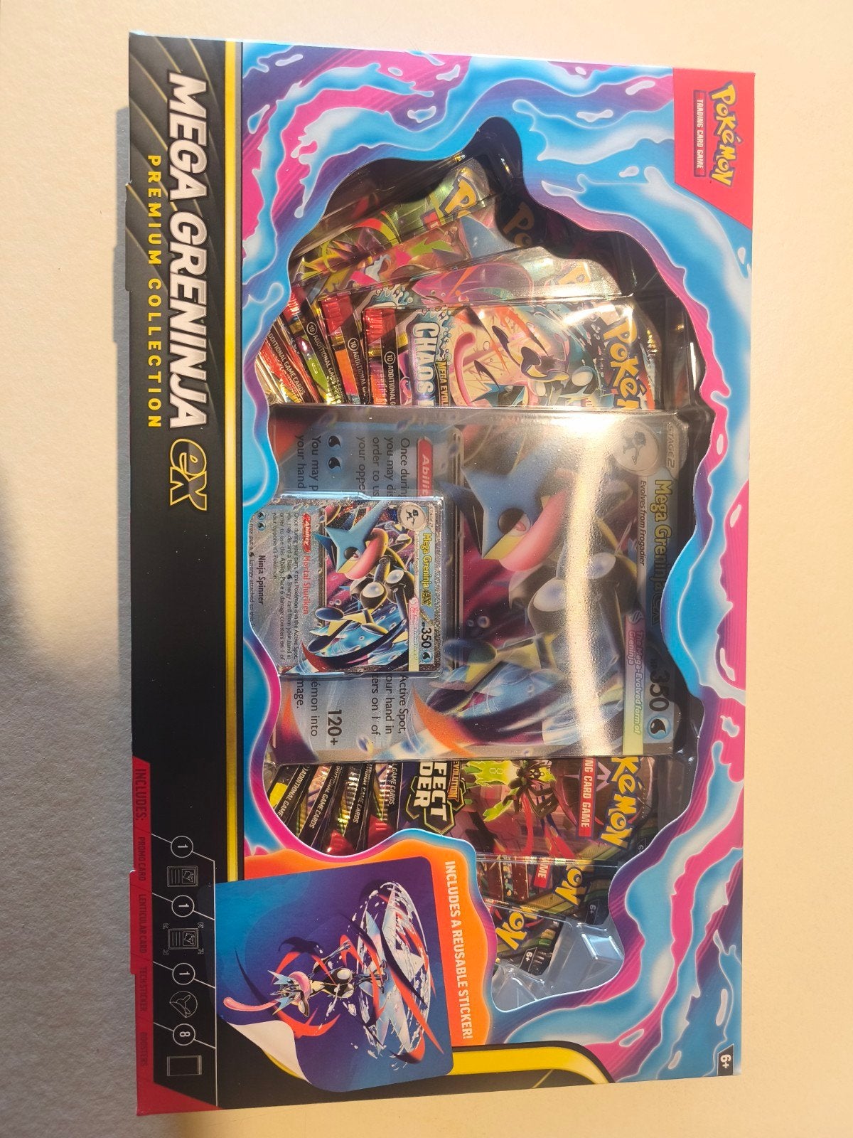 Pokémon Mega Greninja EX Premium Collectie Box, Ophalen of Verzenden, Nieuw, Boosterbox