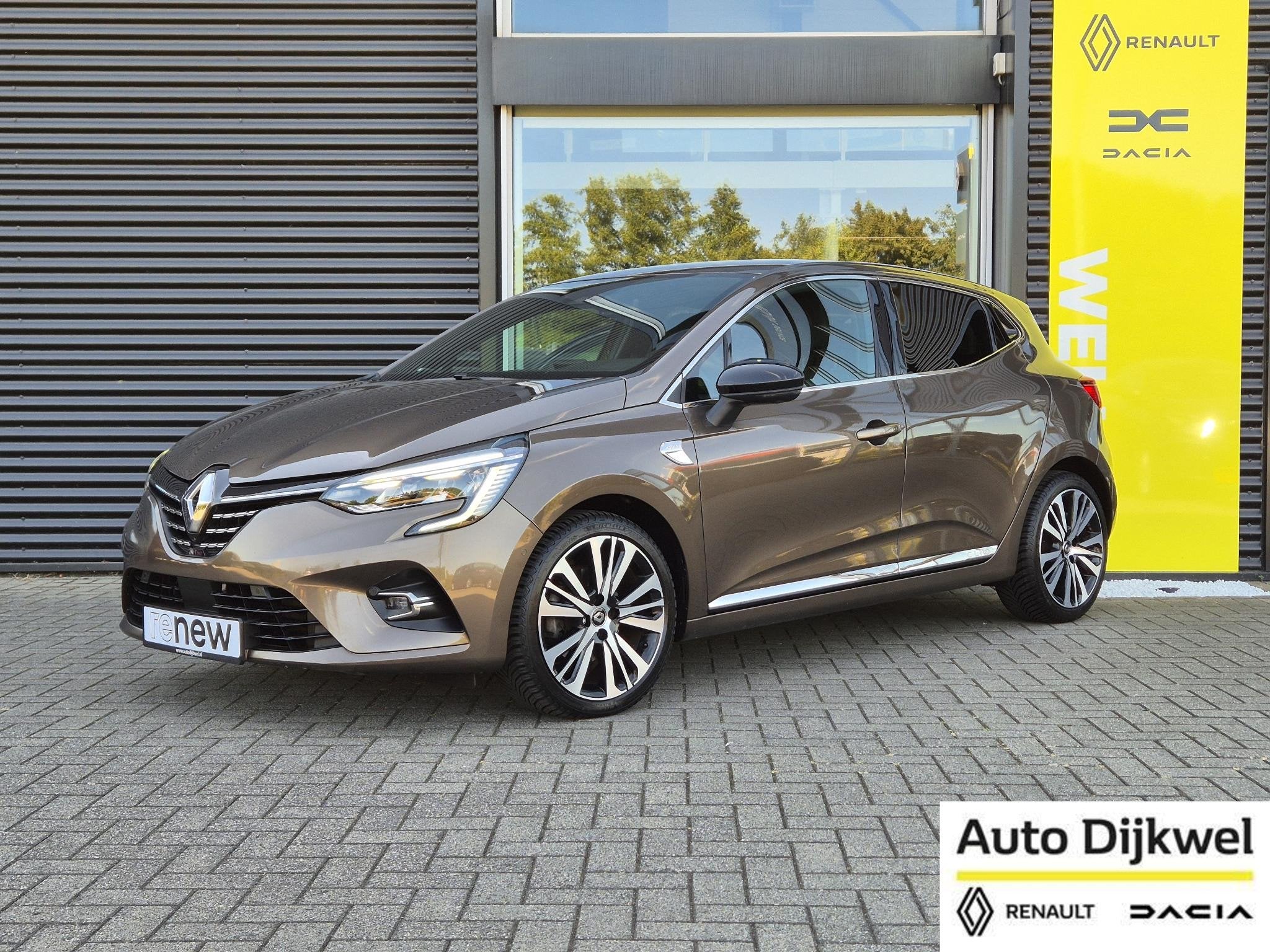 Renault Clio 1.3 TCe 130 EDC AUTOMAAT Initiale Paris EXCLUSI, Auto's, Renault, Gebruikt, Euro 6, 4 cilinders, 49 €/maand