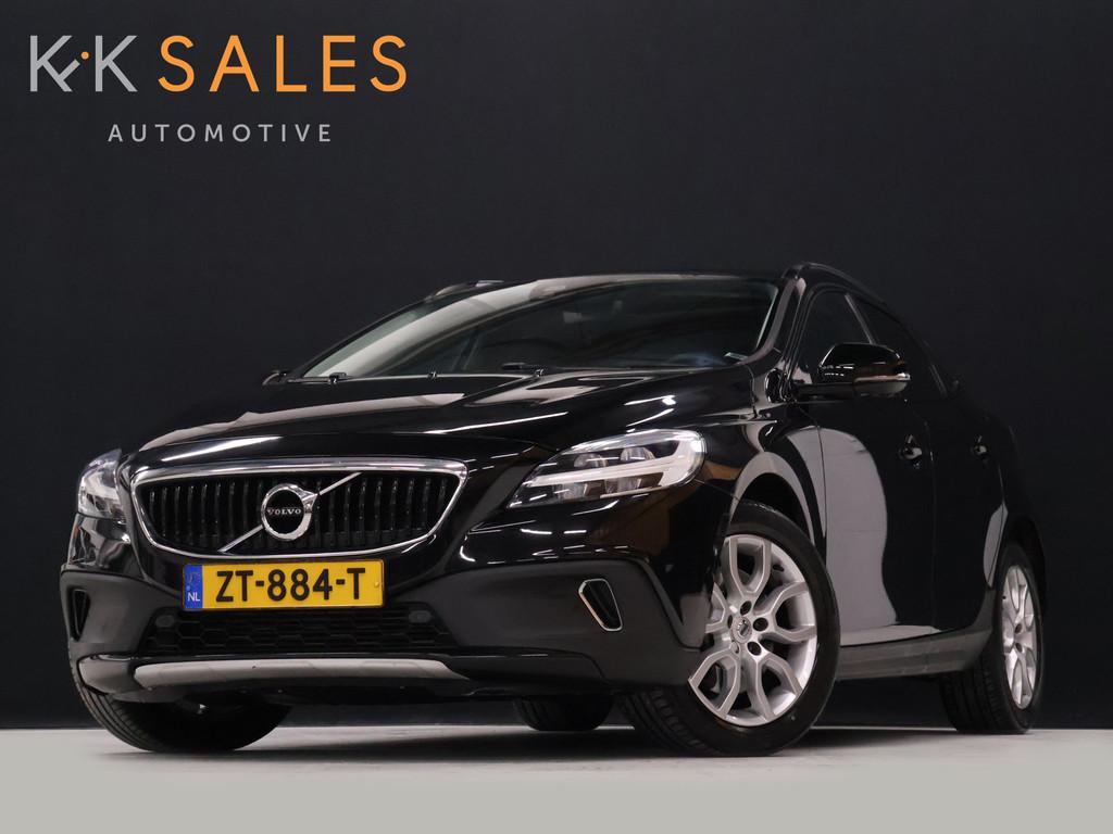 Volvo V40 Cross Country 1.5 T3 Polar+ Luxury [TREKHAAK,HARMA, 4 cilinders, 700 kg, Zwart, 154 pk