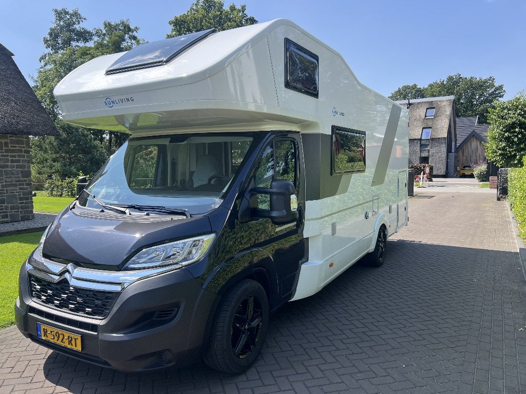 Sun Living A75 DP – 6 persoons familiecamper – bomvol opties, Caravans en Kamperen, Campers, Alkoof, Particulier, Sun Living, Overige merken