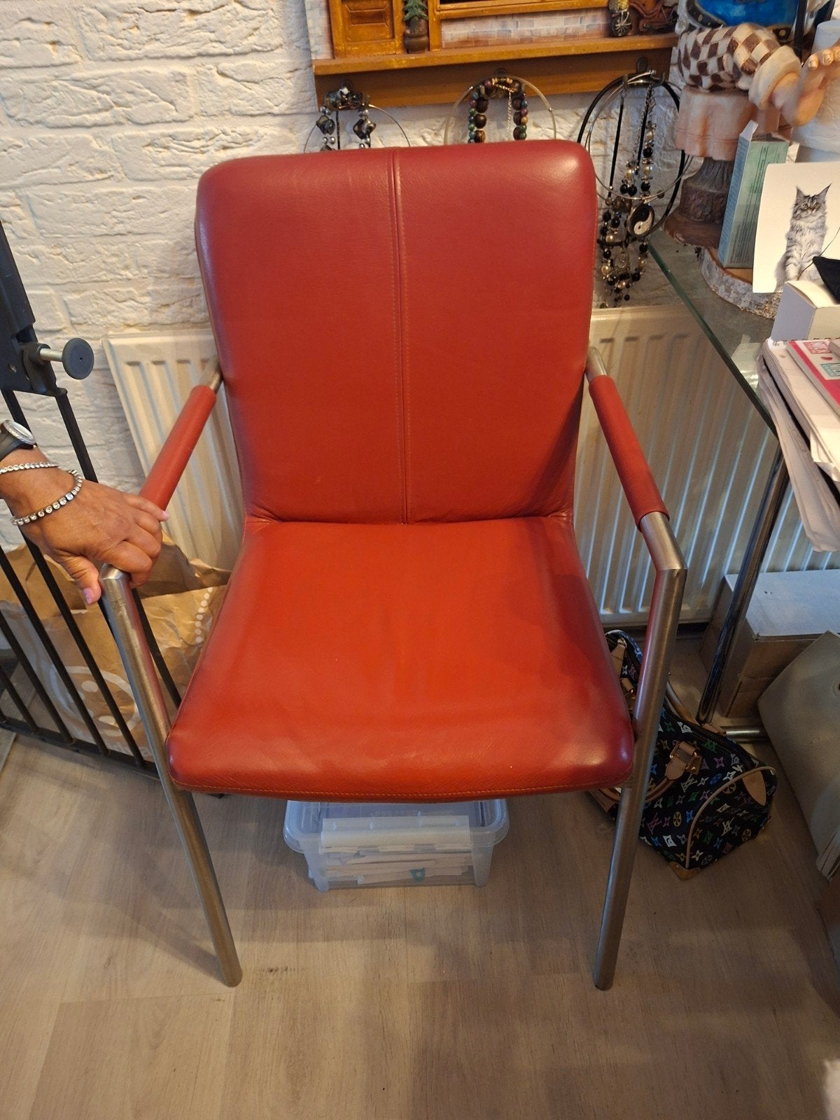 Set van 4 leren stoelen: grijs, cognac/bruin en rood, Ophalen, Gebruikt, Bruin, Vier
