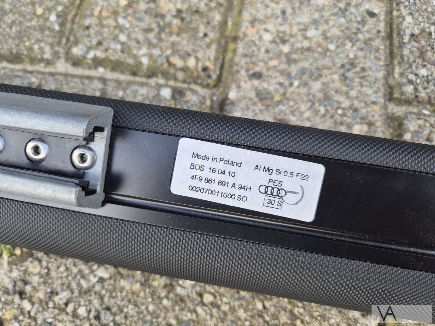 Audi A6 station 2005 - 2011 hondenrek hondennet rolhoes ., Gebruikt, -, -, -