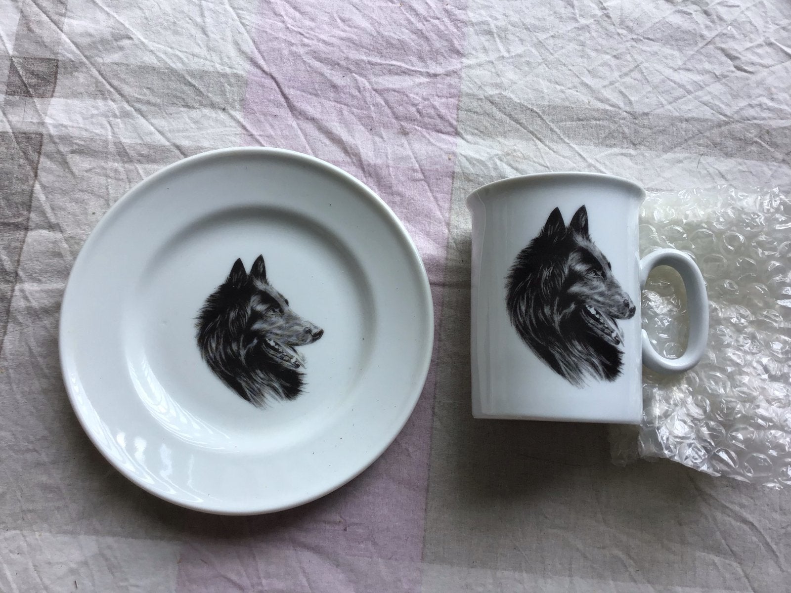 Groenendaeler design: bordje en mok, Keramiek, Ophalen of Verzenden, Zo goed als nieuw, Overige stijlen