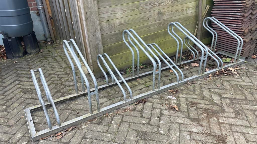 Robuust Fietsenrek voor 8 fietsen - Gegalvaniseerd staal, Ophalen, Gebruikt