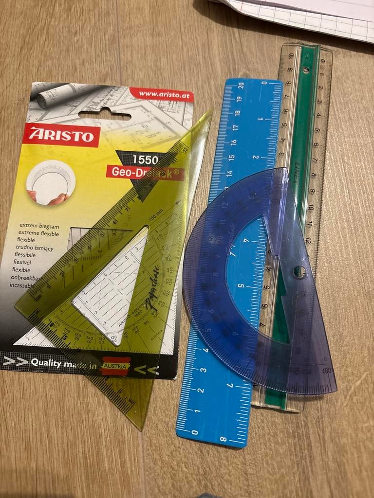 Mix van linialen en geodriehoeken, Ophalen of Verzenden, Nieuw