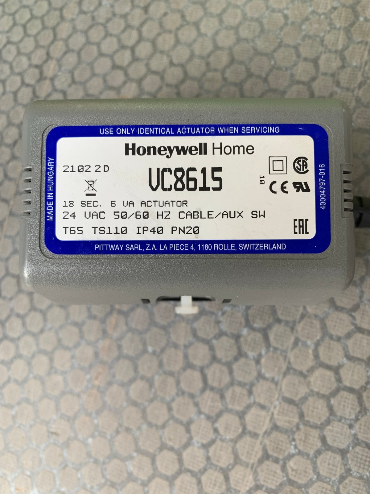Honeywell VC8615 Zoneklep/Actuator met Adapter, Gebruikt, Minder dan 30 cm, Overige typen, Minder dan 60 cm