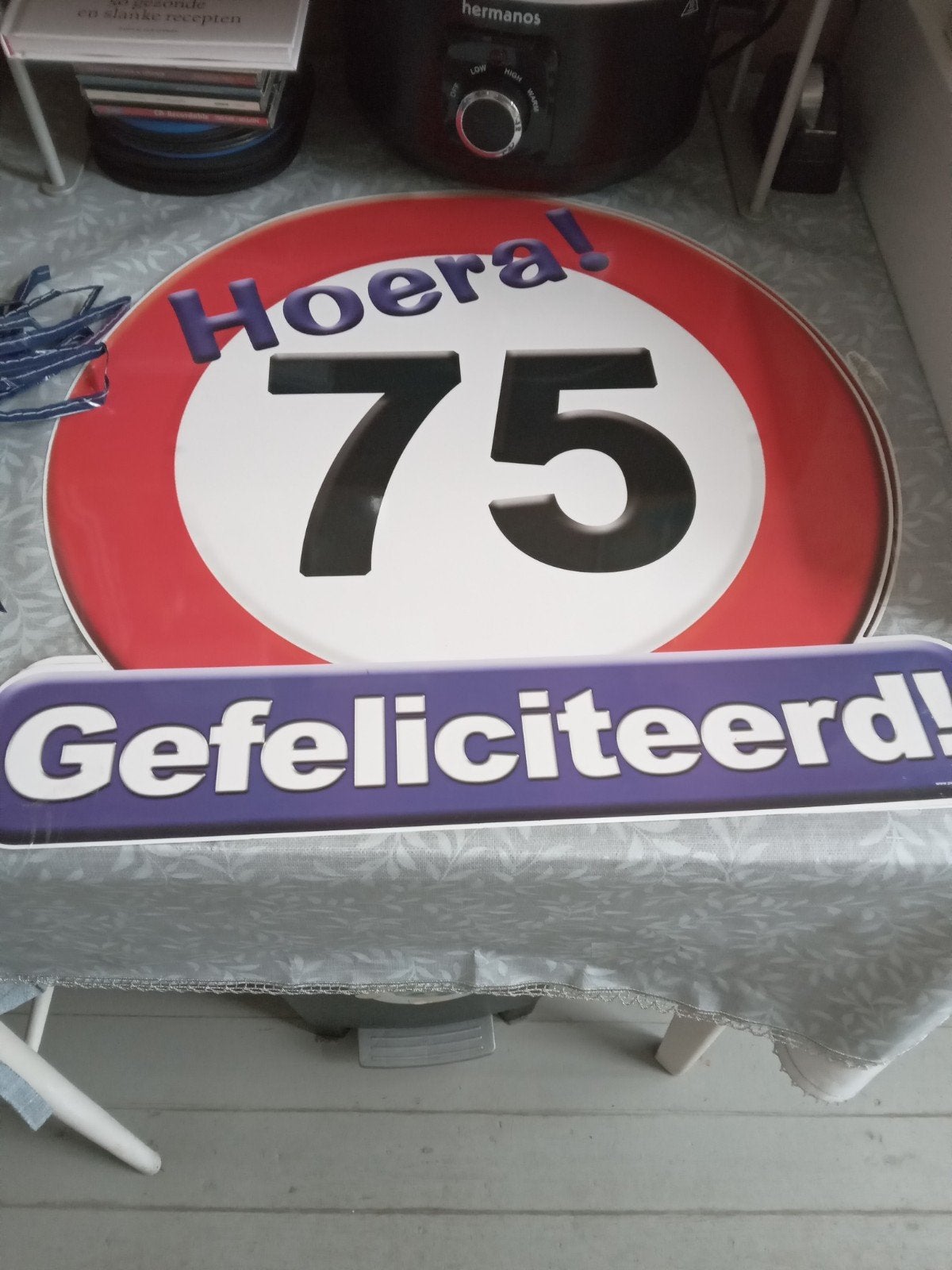 Versiering 75 jaar, Ophalen, Versiering, Verjaardag