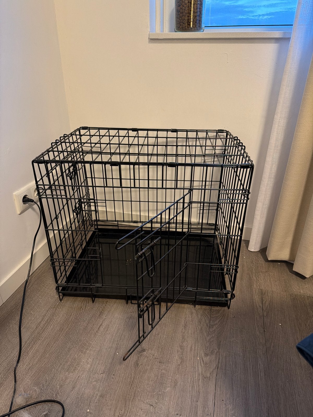Honden bench, Ophalen, Zo goed als nieuw