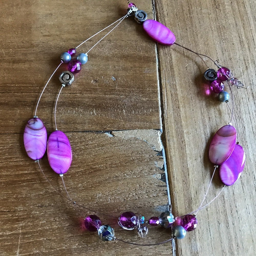 sprankelende roze hals ketting - defect, Ophalen of Verzenden, Gebruikt, Roze, Overige materialen