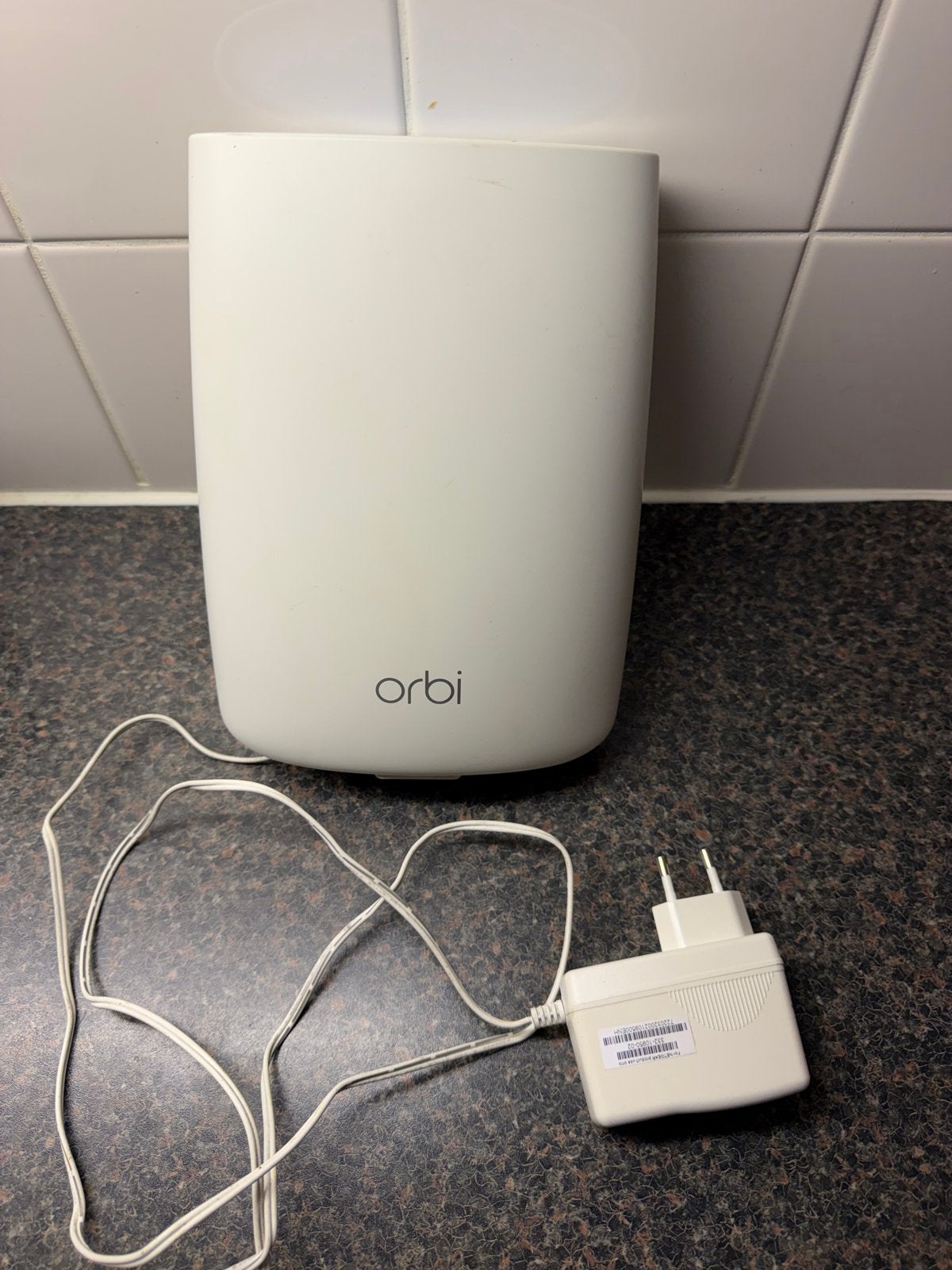 Netgear Orbi RBR50 v2 Router - Krachtige Mesh WiFi, Ophalen of Verzenden, Zo goed als nieuw, Router