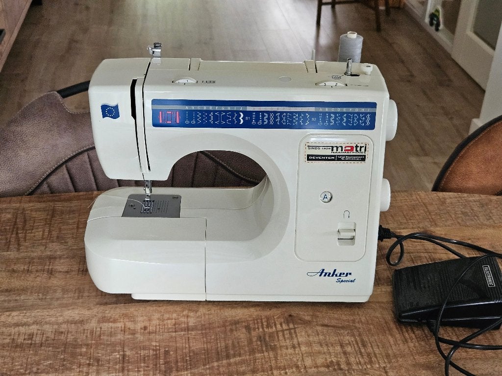 Anker Special Naaimachine - Zo goed als nieuw, Hobby en Vrije tijd, Ophalen, Gebruikt, Naaimachine, Overige merken