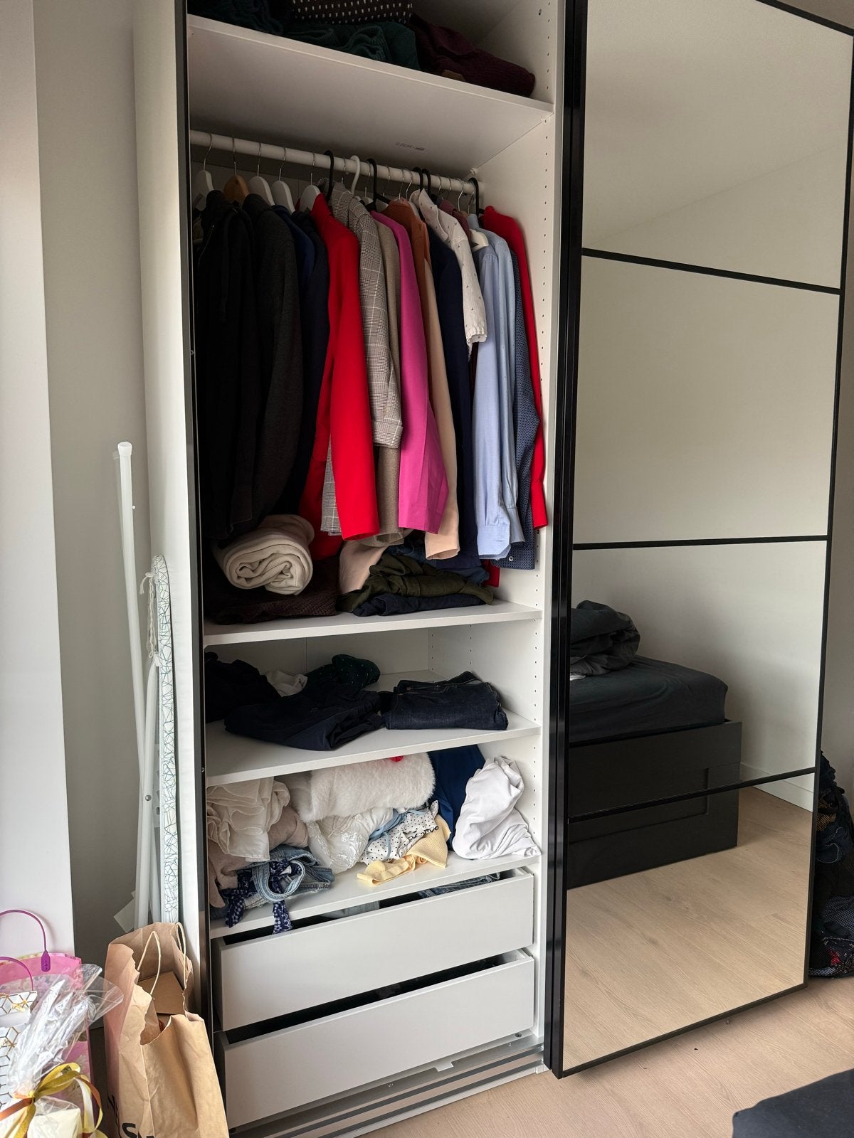 IKEA PAX Kledingkast met spiegeldeuren en lades, Huis en Inrichting, Ophalen, 200 cm of meer, 50 tot 100 cm, Zo goed als nieuw