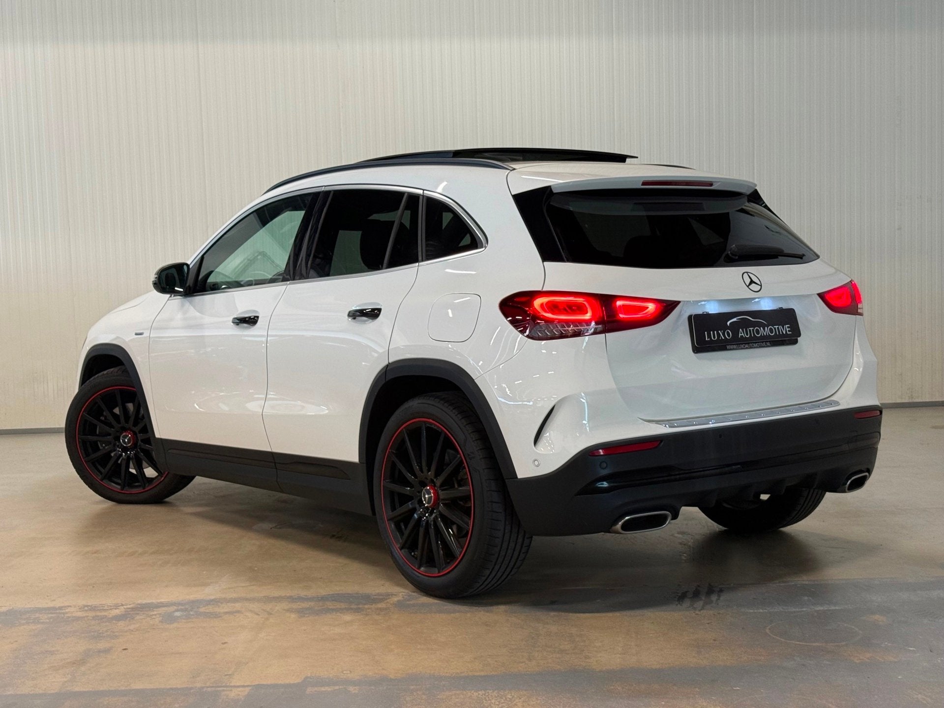 Mercedes-Benz GLA-klasse 250 4MATIC AMG Line | EDITION 1 | N, Auto's, Dealer onderhouden, Gebruikt, Euro 6, 4 cilinders