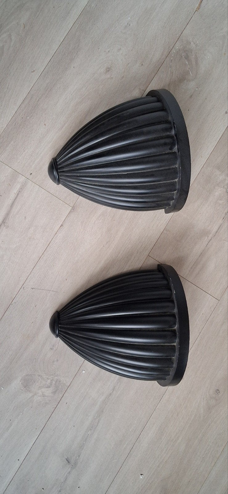 wandornament, Ophalen