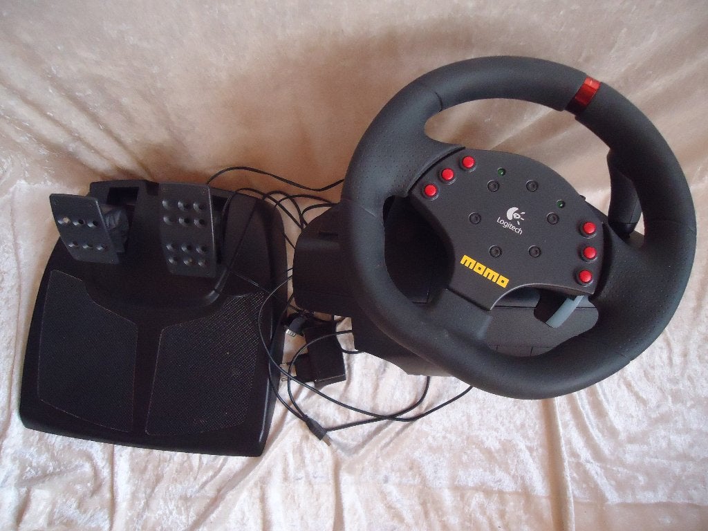 Logitech Momo Racing Force Feedback Stuurwiel + Pedalen, Ophalen of Verzenden, Gebruikt, Logitech