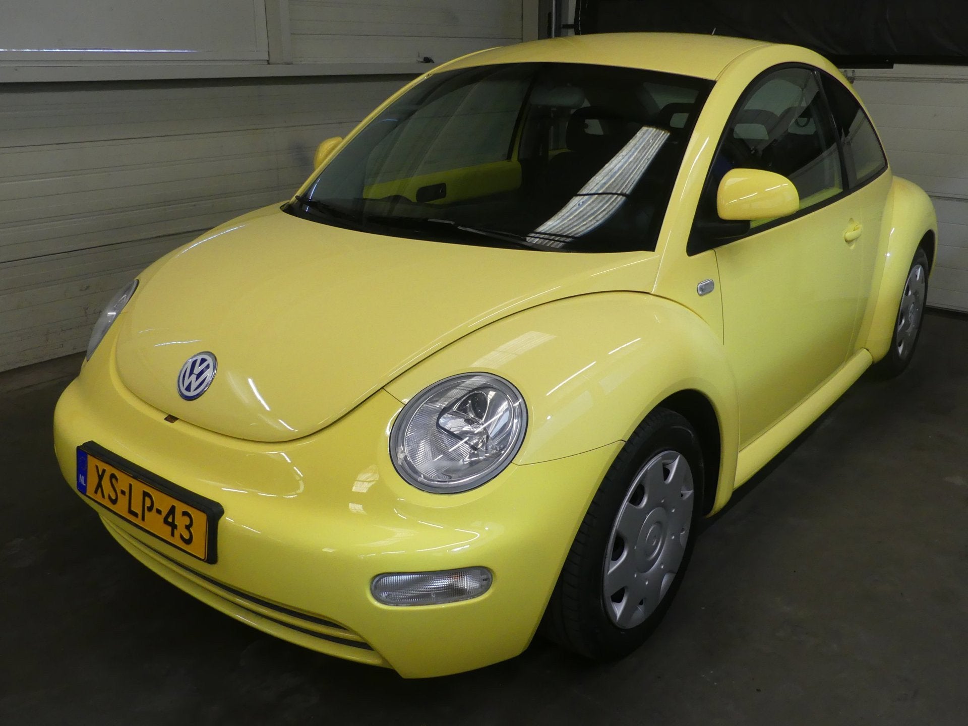 Volkswagen New Beetle 2.0 Highline - Airco - 1e Eigenaar, Gebruikt, 4 cilinders, 1984 cc, 116 pk