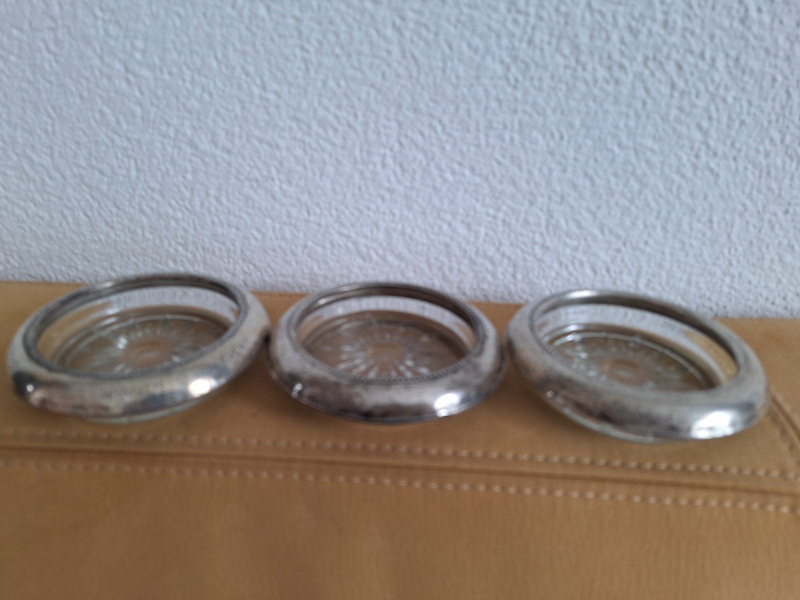 Set van 3 verzilverde onderzetters met glas 1955, Antiek en Kunst, Antiek | Goud en Zilver, Ophalen, Zilver